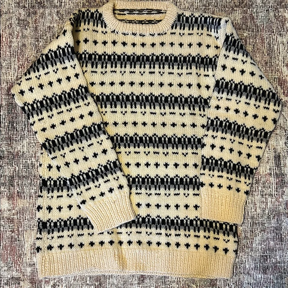 Classic Black and Cream Crewneck Sweater - Picture 1 of 5